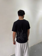 Remera "Trigrama" (Negro) - M.V.