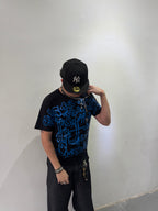 Remera Full Print "Escrituras" (Negro) - M.V.