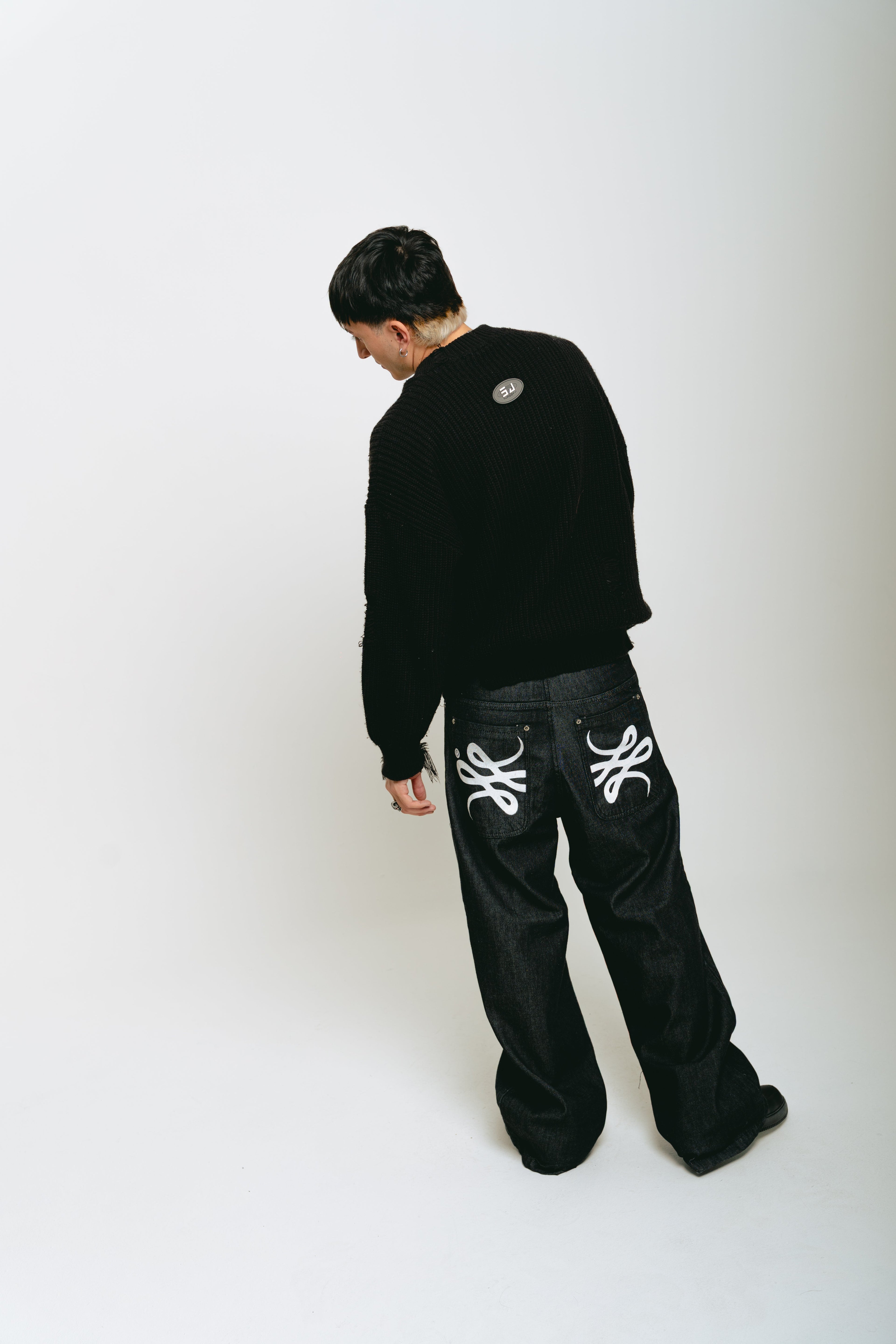 Pantalón Jean Baggy Raw ”Trigrama”