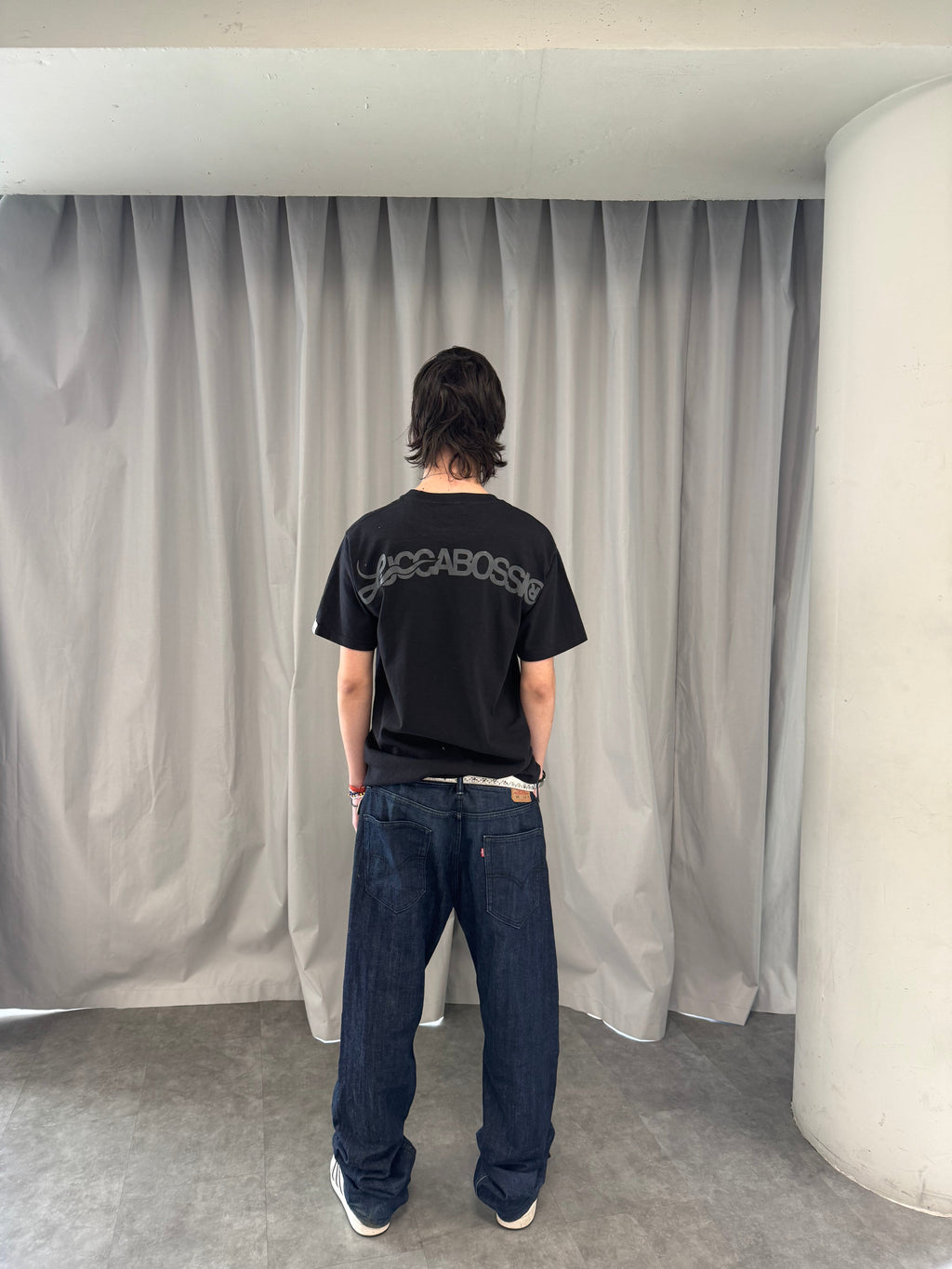 Remera "Monograma" (Negro)