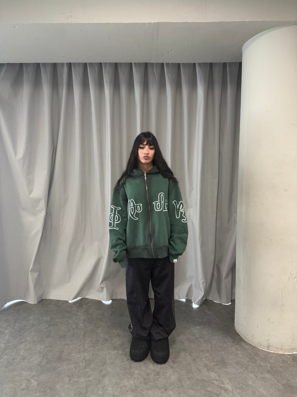 Zip Hoodie "Lengua Eslava" (Verde Washed)